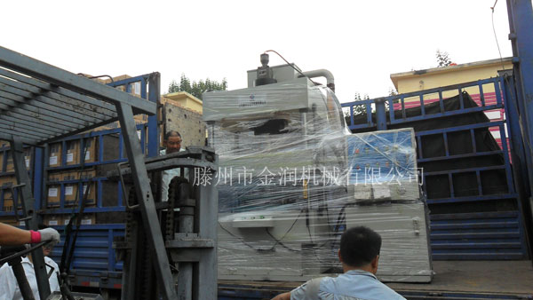 四柱三梁液压机